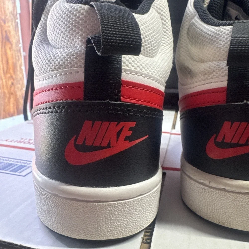 Nike Court Borough‎ Mid 2 White University Red Black Size 7Y Youth CD7782-110